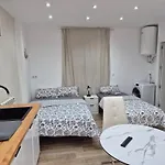 Apartment Centrum F