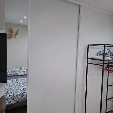 Apartment Centrum F *