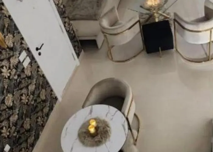 Centrum F Apartman *