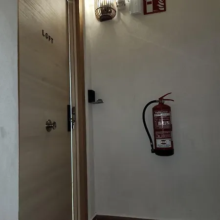 Centrum F アパート