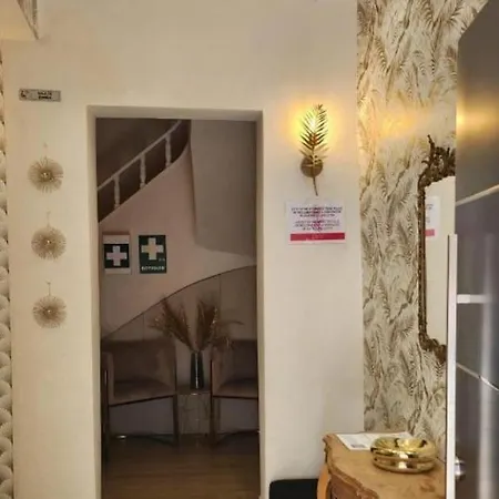 アパート Centrum F